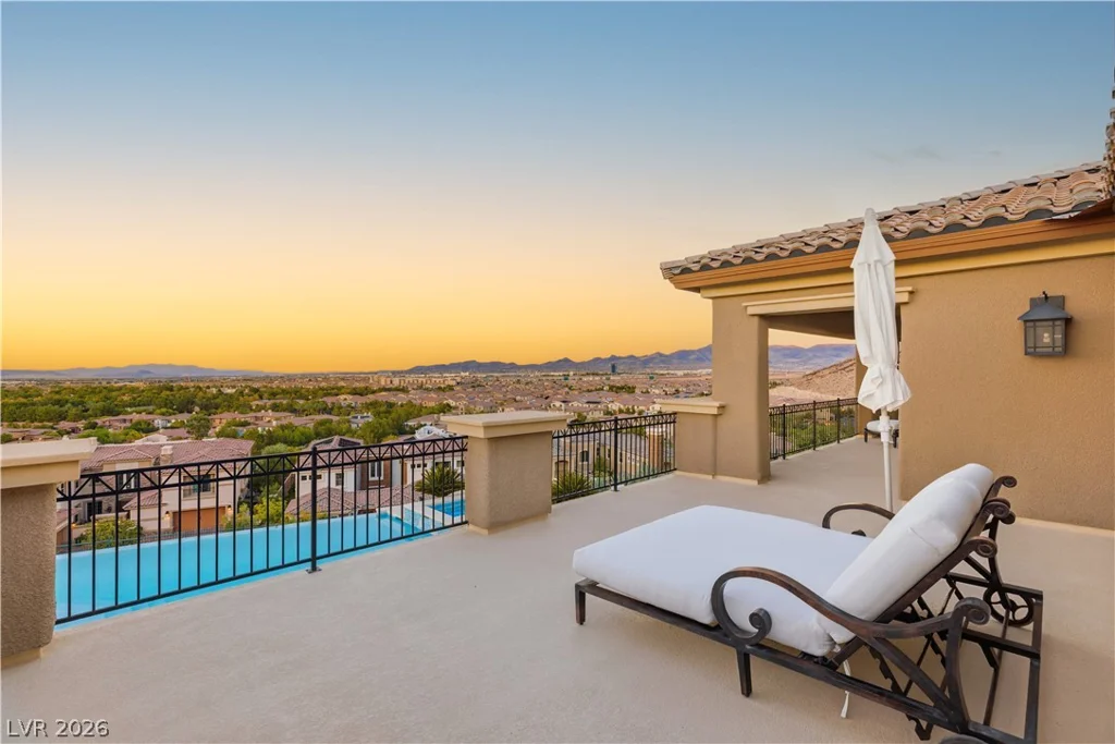 2 Olympia Outlook, Las Vegas, NV 89141