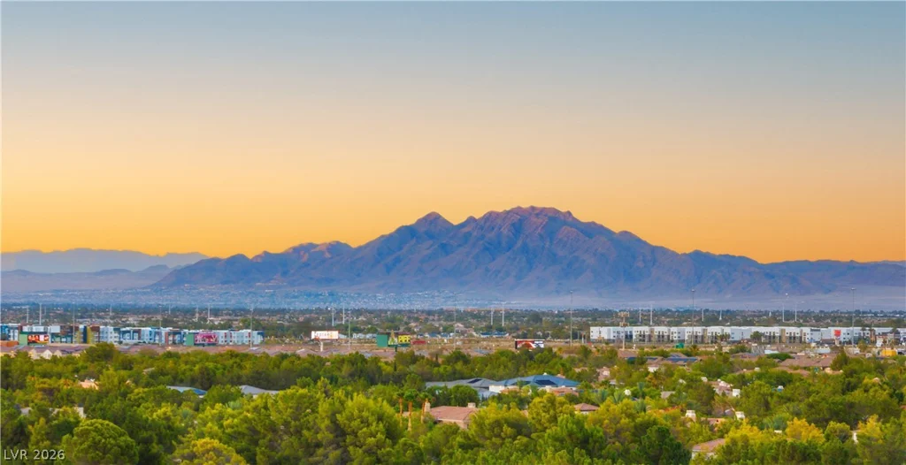 2 Olympia Outlook, Las Vegas, NV 89141