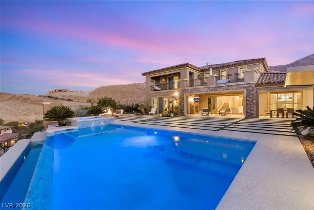2 Olympia Outlook, Las Vegas, NV 89141