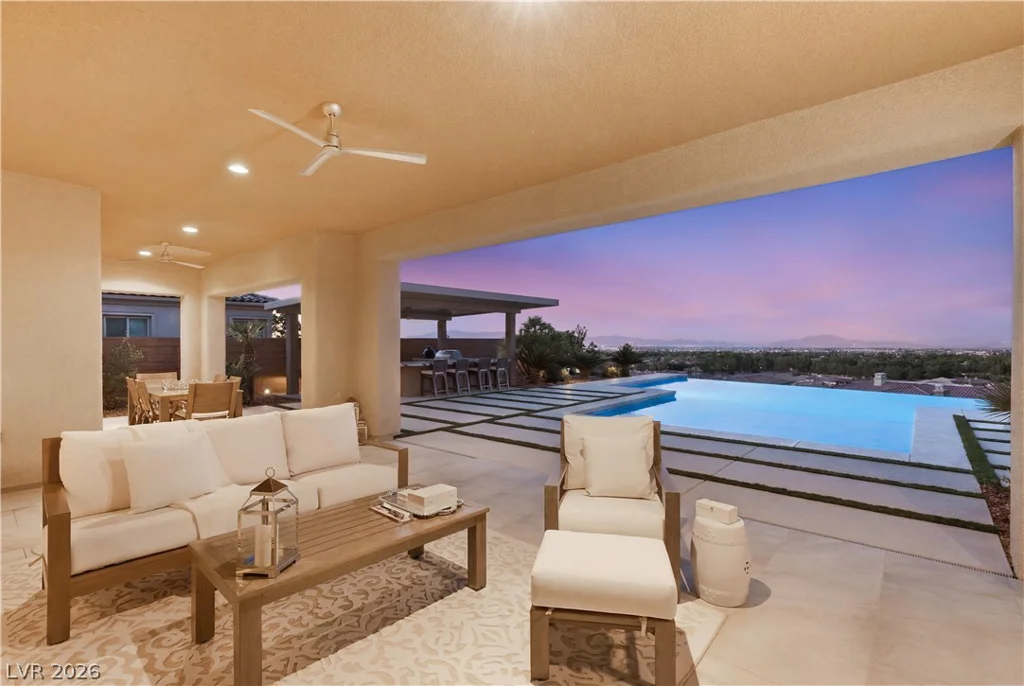 2 Olympia Outlook, Las Vegas, NV 89141