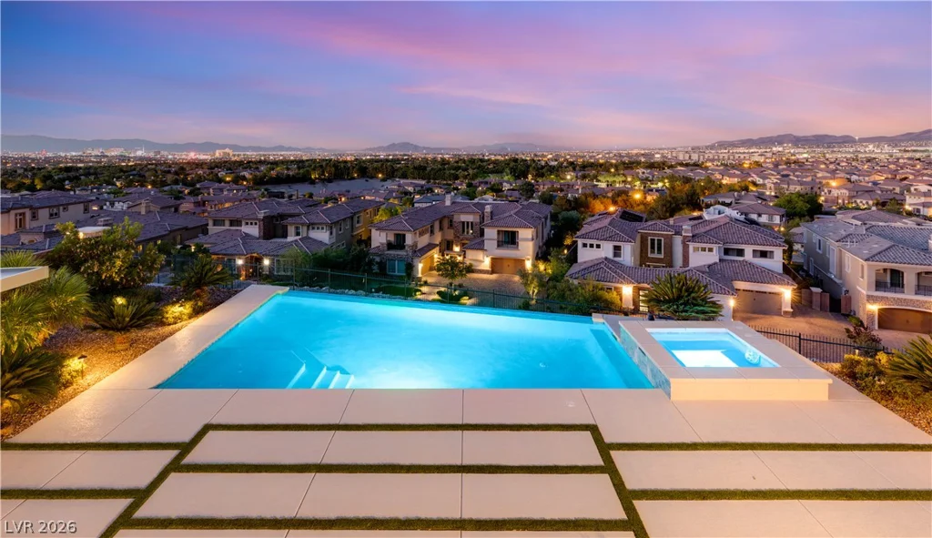 2 Olympia Outlook, Las Vegas, NV 89141