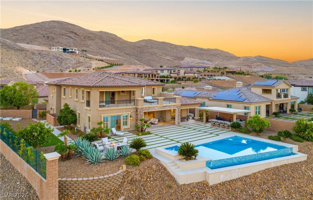 2 Olympia Outlook, Las Vegas, NV 89141