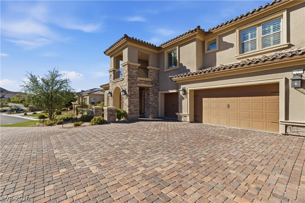 2 Olympia Outlook, Las Vegas, NV 89141