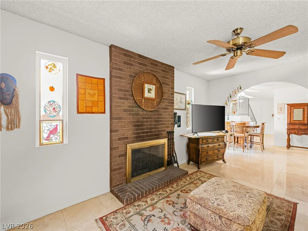 3422 Kensbrook, Las Vegas, NV 89121