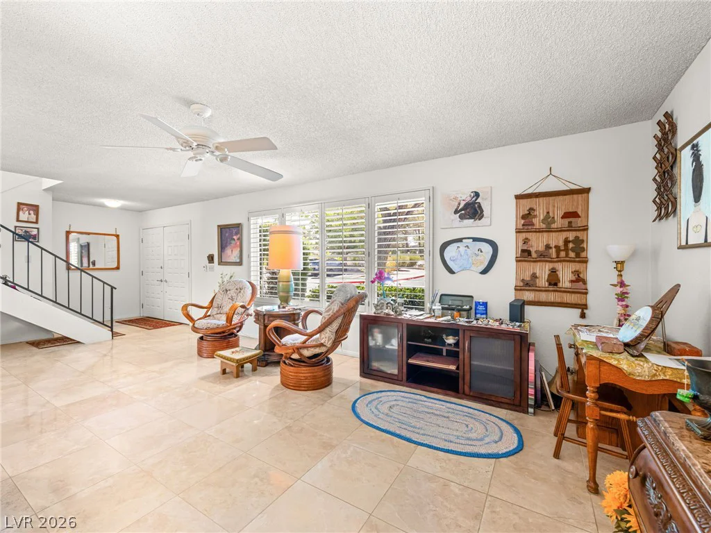 3422 Kensbrook, Las Vegas, NV 89121