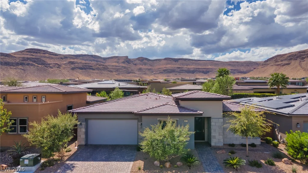 6673 Titanium Crest, Las Vegas, NV 89148