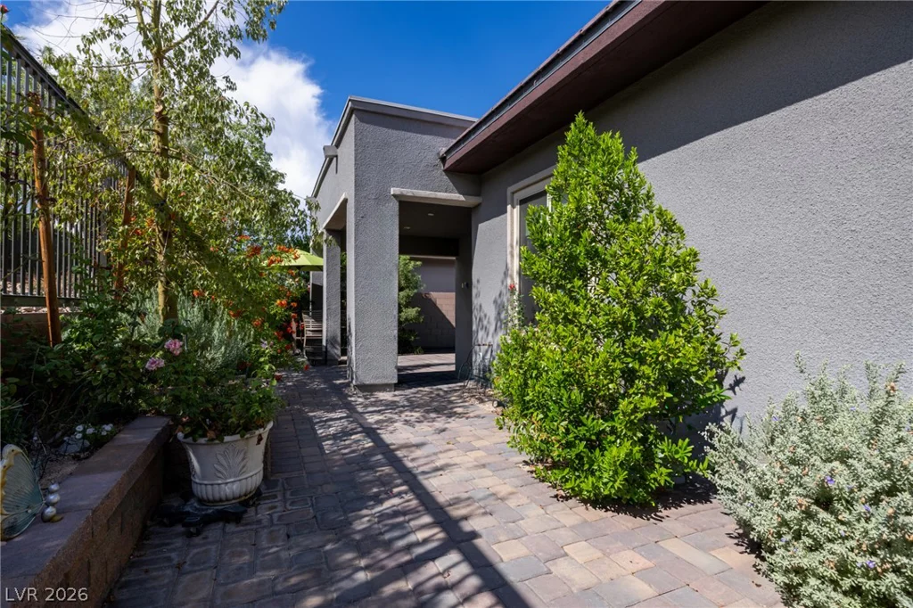 6673 Titanium Crest, Las Vegas, NV 89148