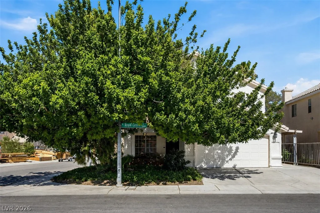 5936 Royal Castle, Las Vegas, NV 89130