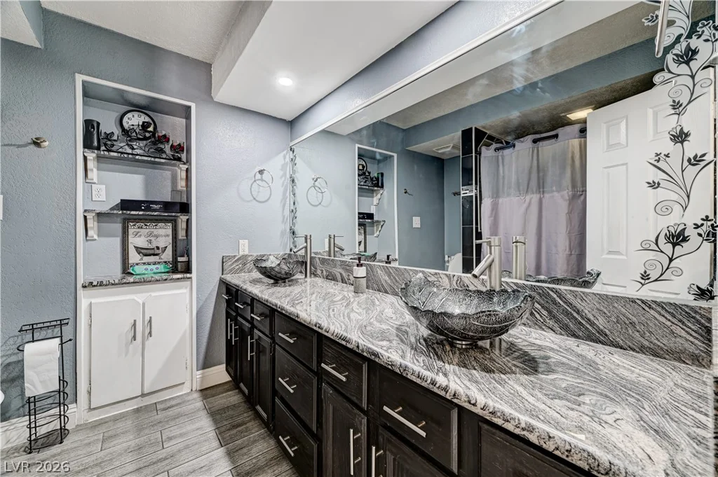 1119 16th, Las Vegas, NV 89104