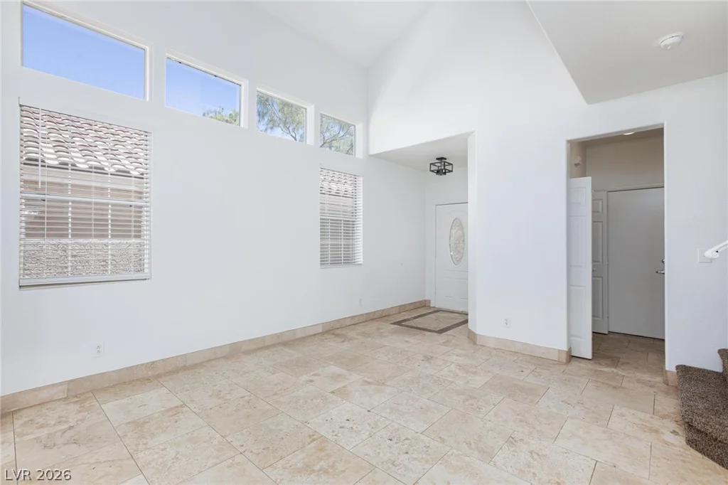 1835 Poetic Valley, Henderson, NV 89012