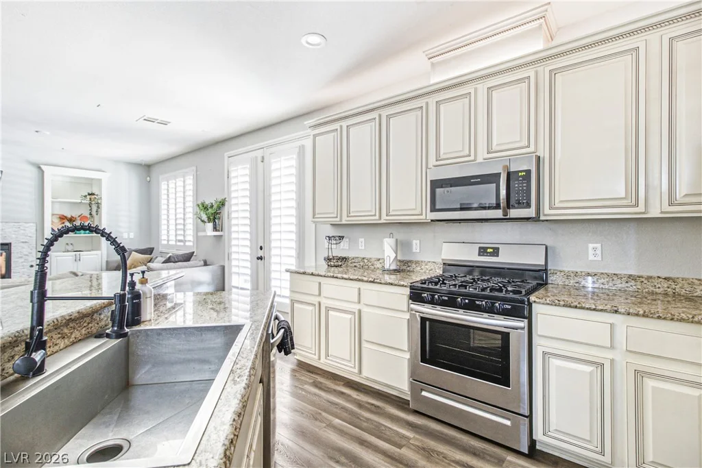 1081 Maple Bend, Las Vegas, NV 89138