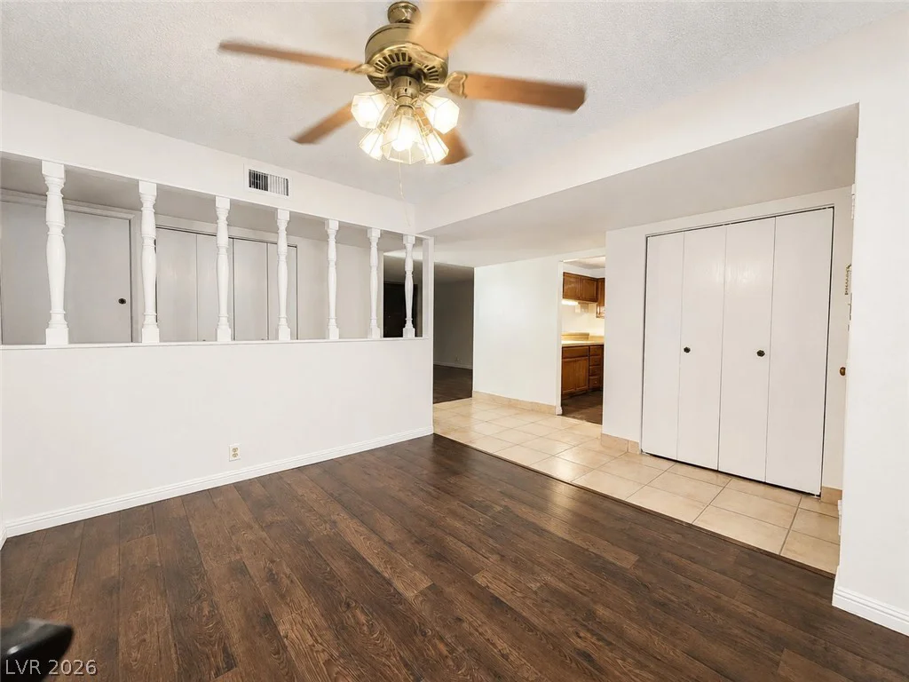 750 Royal Crest, Las Vegas, NV 89169