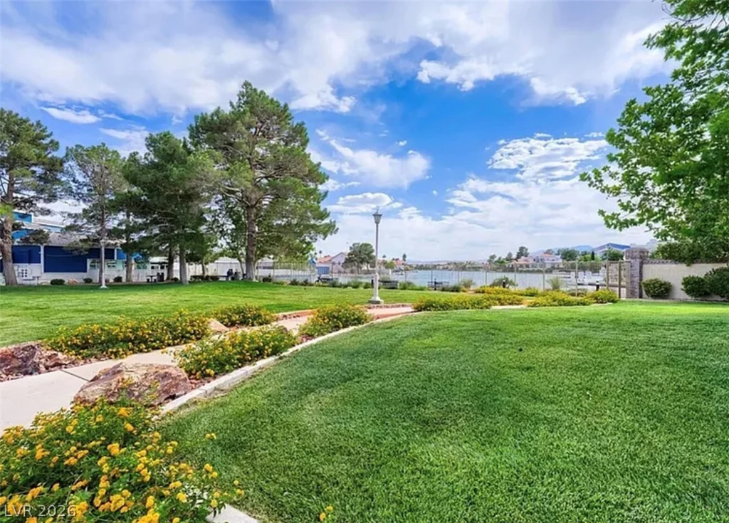 9537 Wooden Pier, Las Vegas, NV 89117