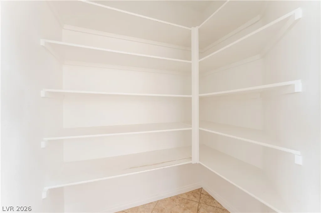 931 Temple View, Las Vegas, NV 89110