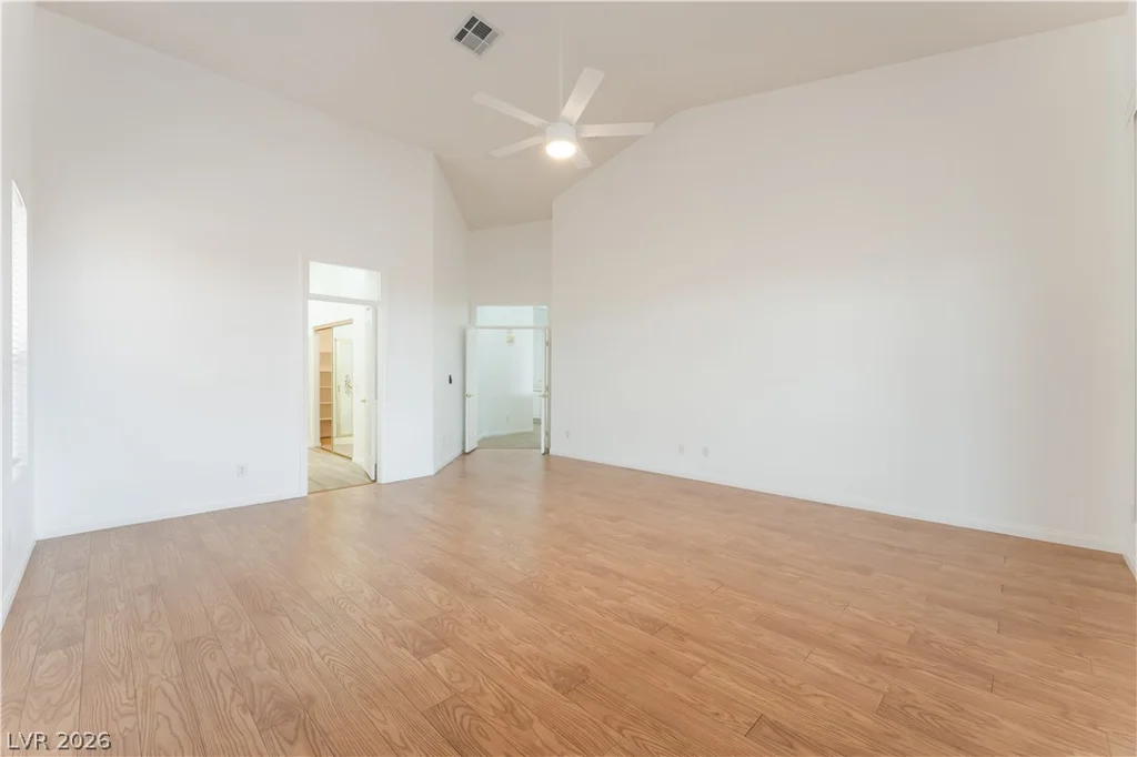 931 Temple View, Las Vegas, NV 89110