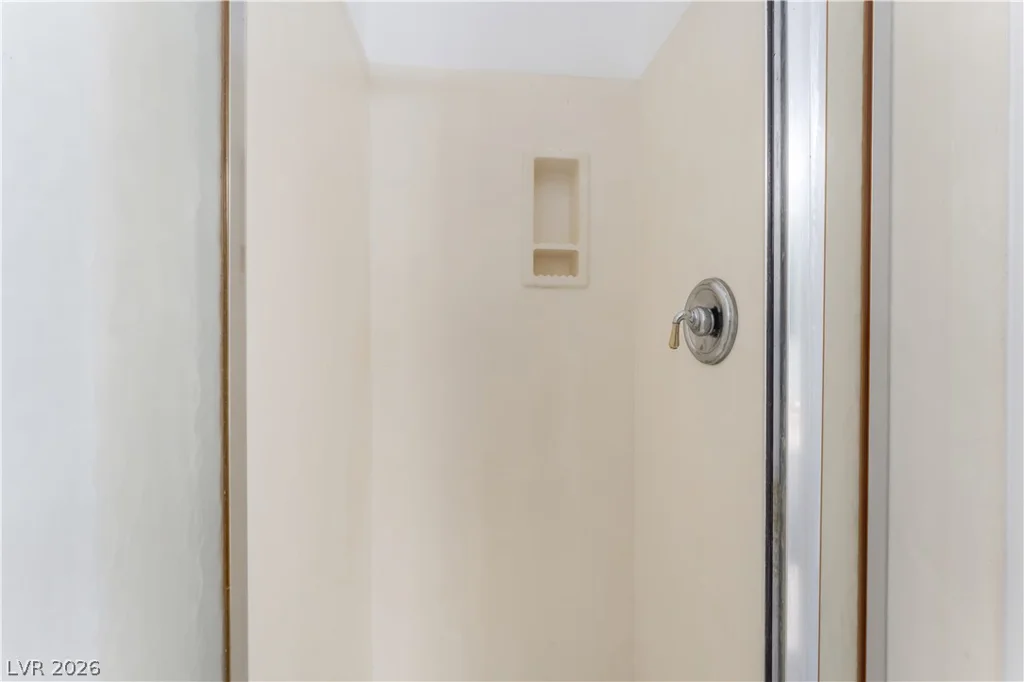 931 Temple View, Las Vegas, NV 89110
