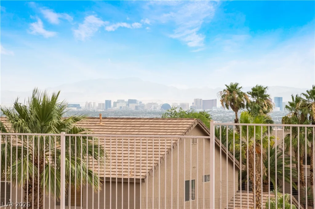 931 Temple View, Las Vegas, NV 89110