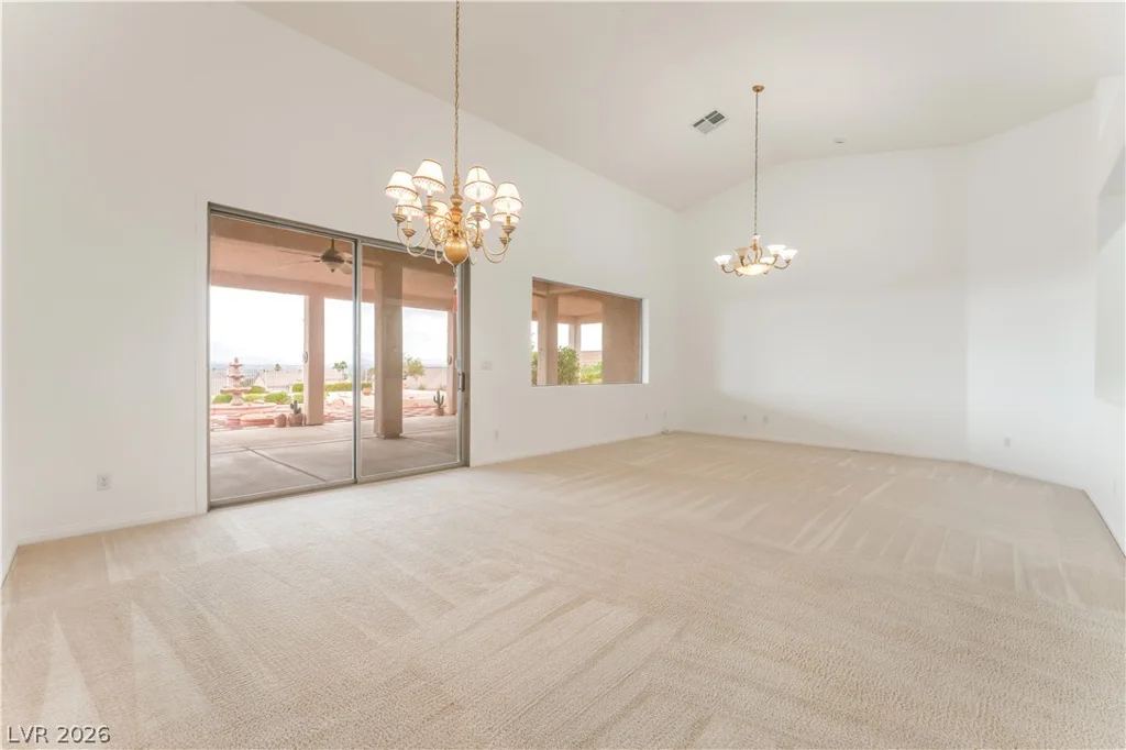931 Temple View, Las Vegas, NV 89110