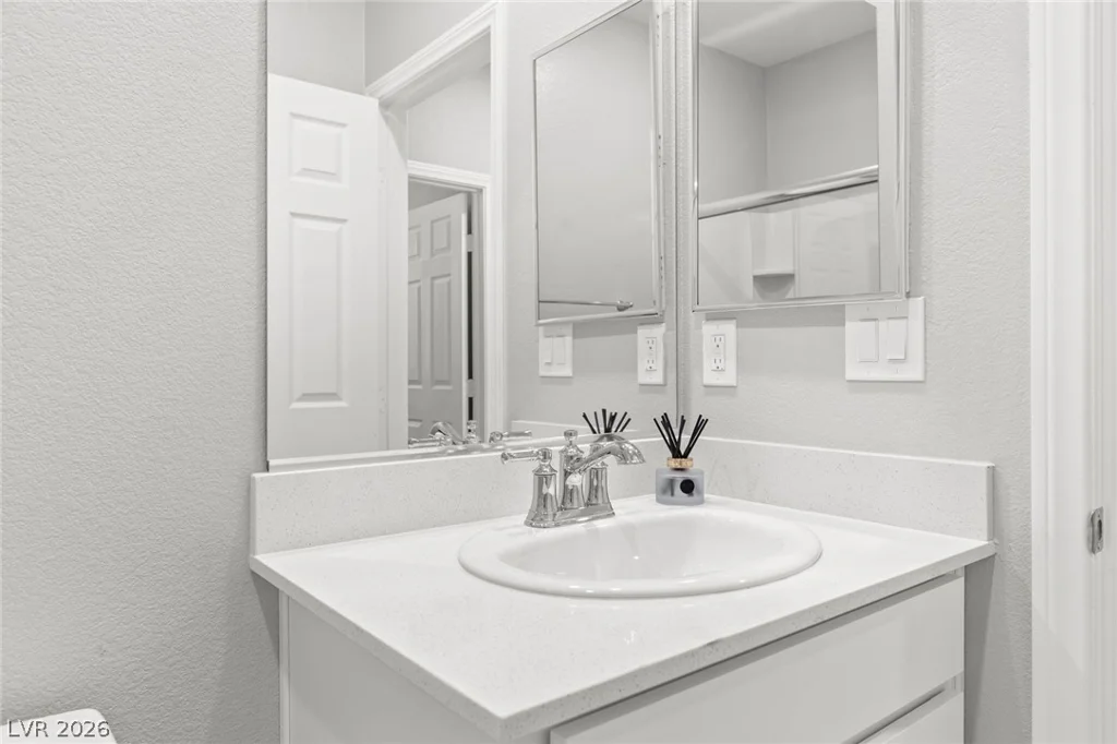 9712 Angel Valley, Las Vegas, NV 89178