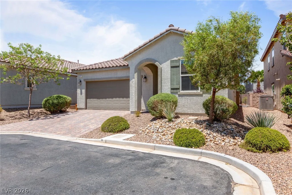 9712 Angel Valley, Las Vegas, NV 89178