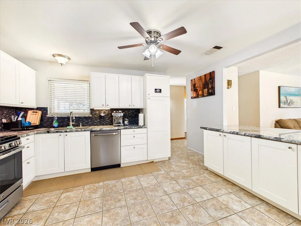7824 Ducharme, Las Vegas, NV 89145