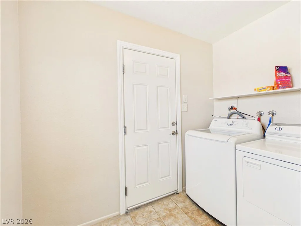 7824 Ducharme, Las Vegas, NV 89145