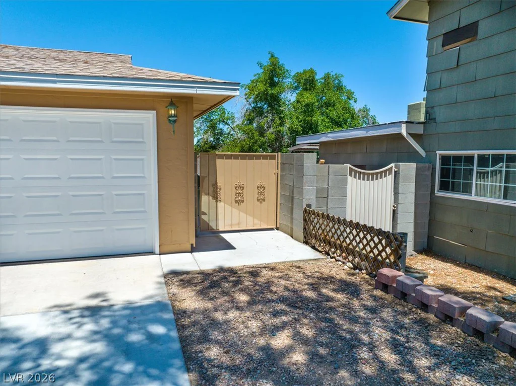 7824 Ducharme, Las Vegas, NV 89145