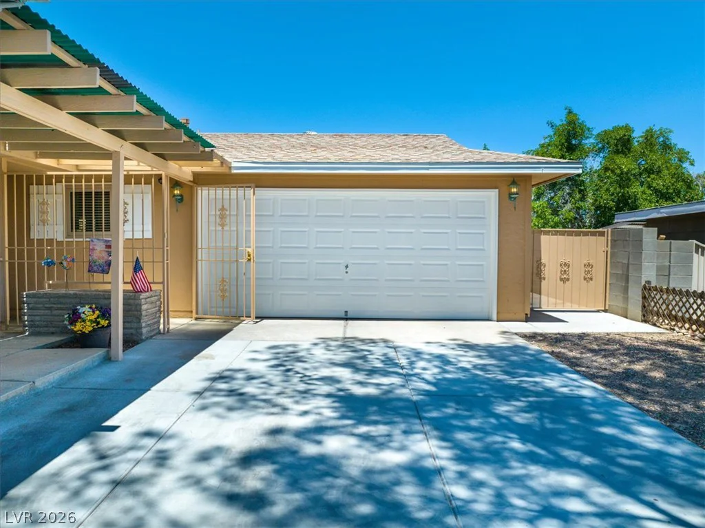 7824 Ducharme, Las Vegas, NV 89145