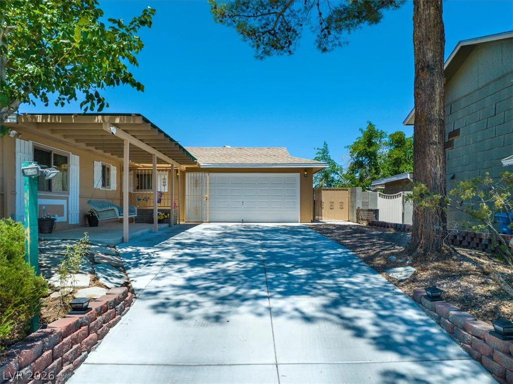 7824 Ducharme, Las Vegas, NV 89145