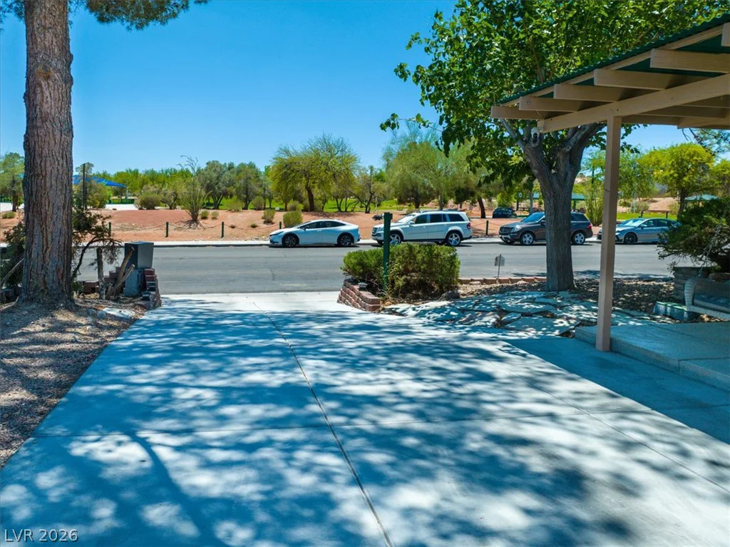7824 Ducharme, Las Vegas, NV 89145