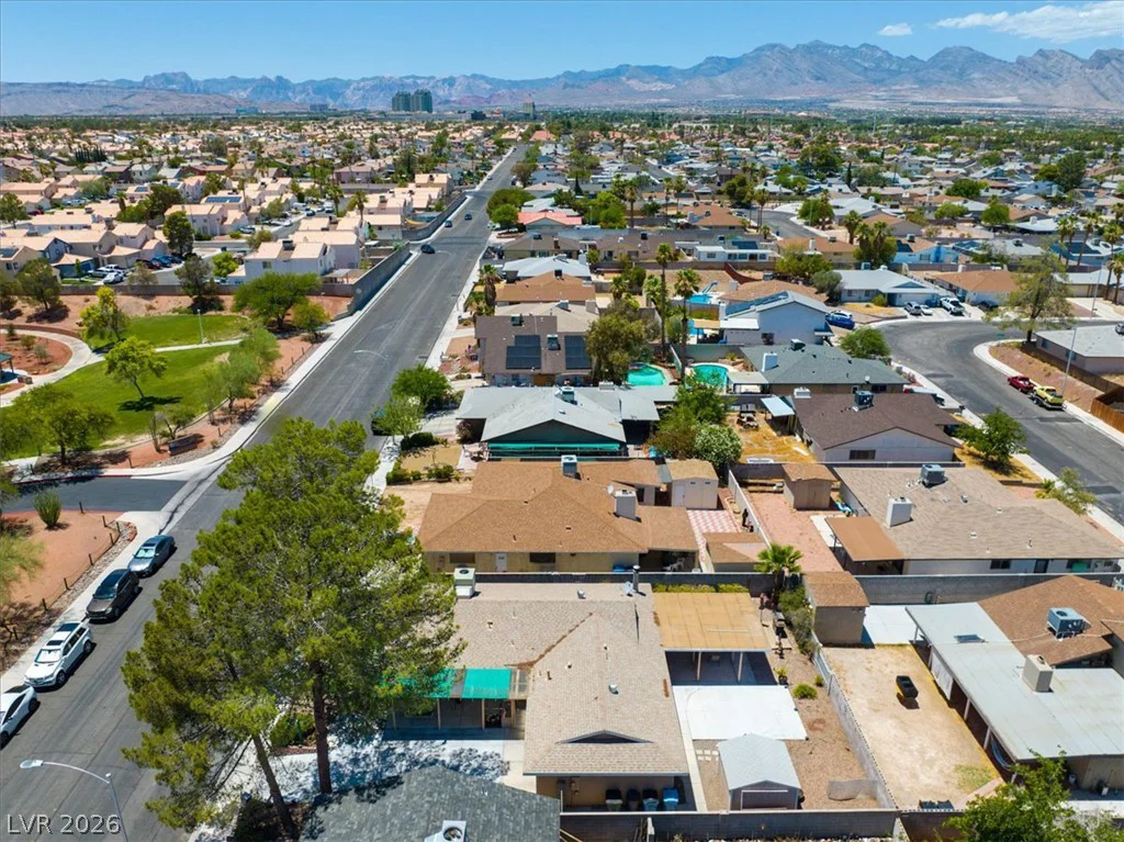 7824 Ducharme, Las Vegas, NV 89145