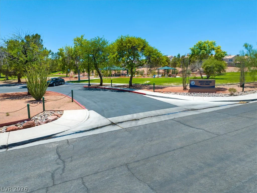 7824 Ducharme, Las Vegas, NV 89145