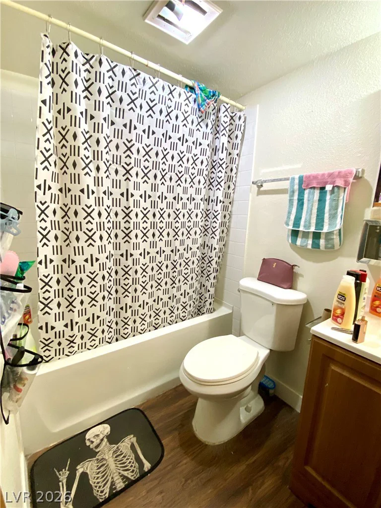 1872 Cosmic, Las Vegas, NV 89115