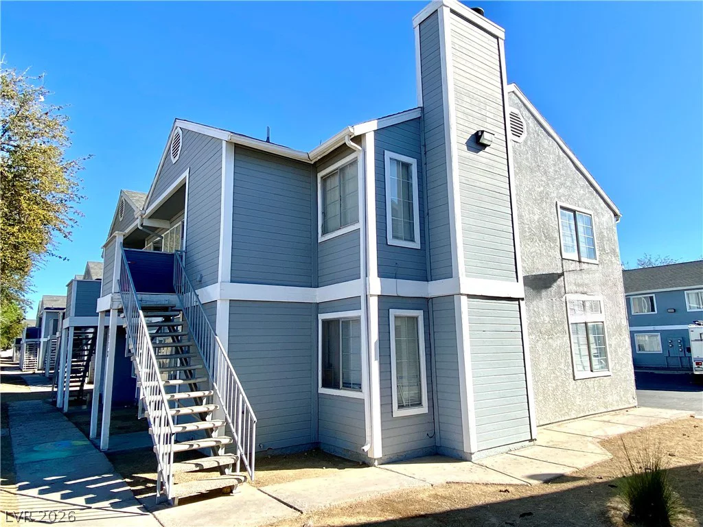 1872 Cosmic, Las Vegas, NV 89115
