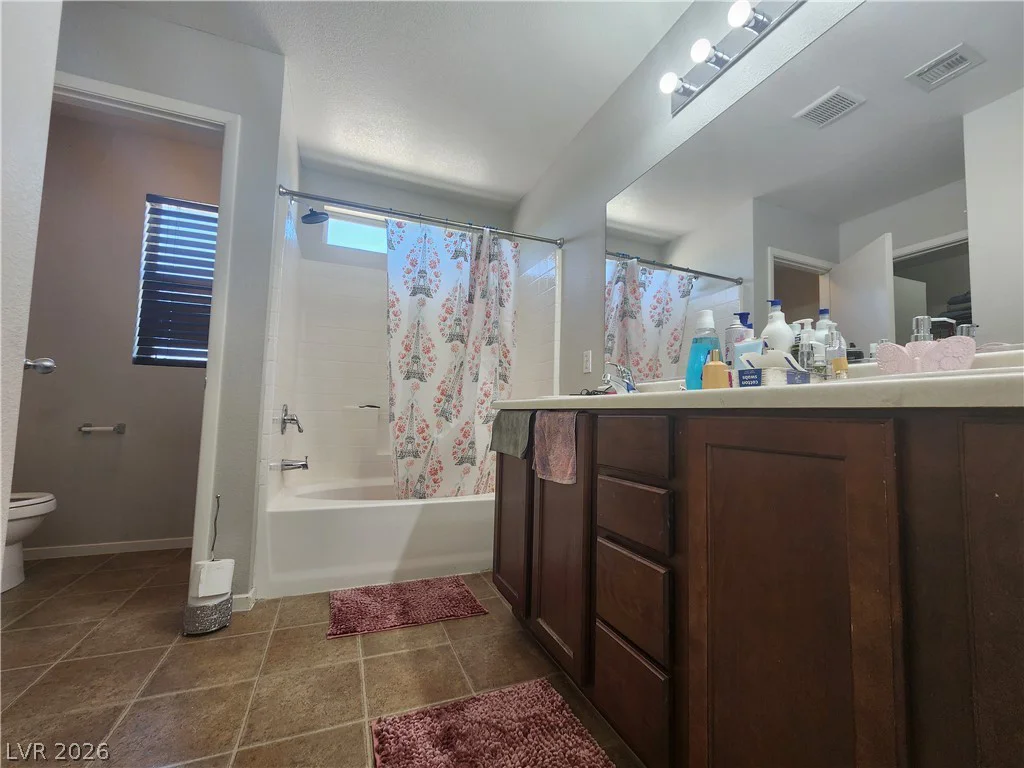 1713 Ronzard, North Las Vegas, NV 89032
