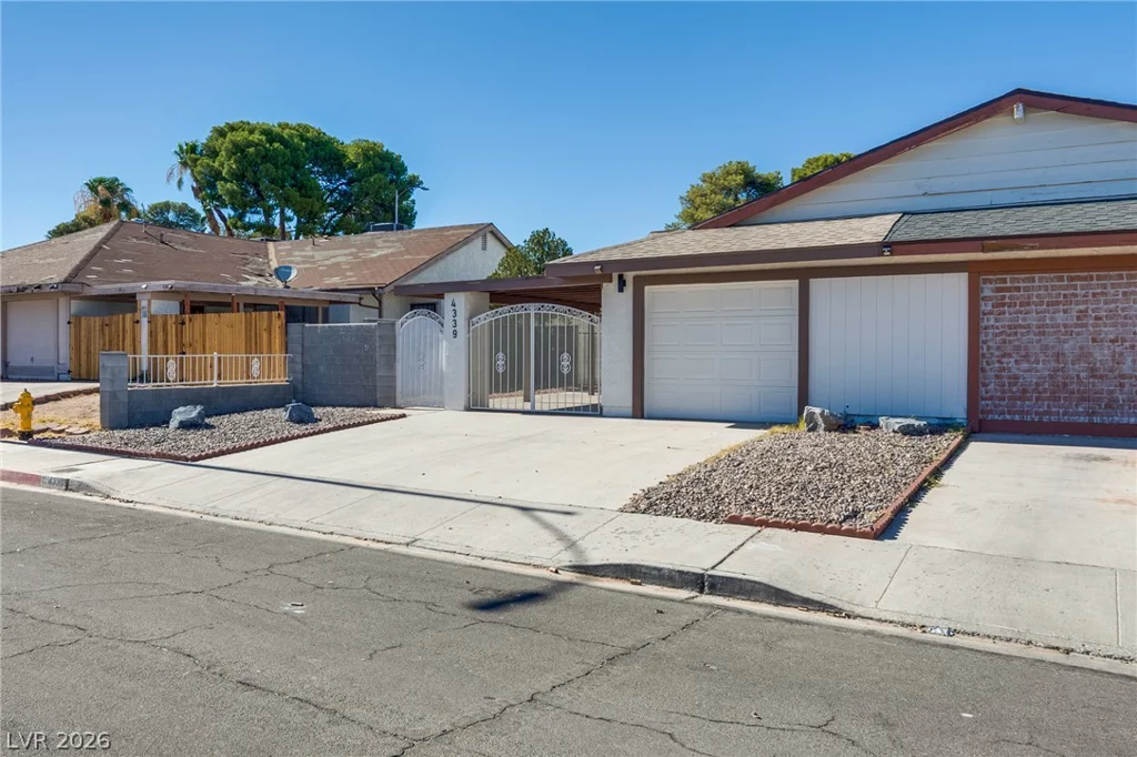 4339 Pinegrove, Las Vegas, NV 89147