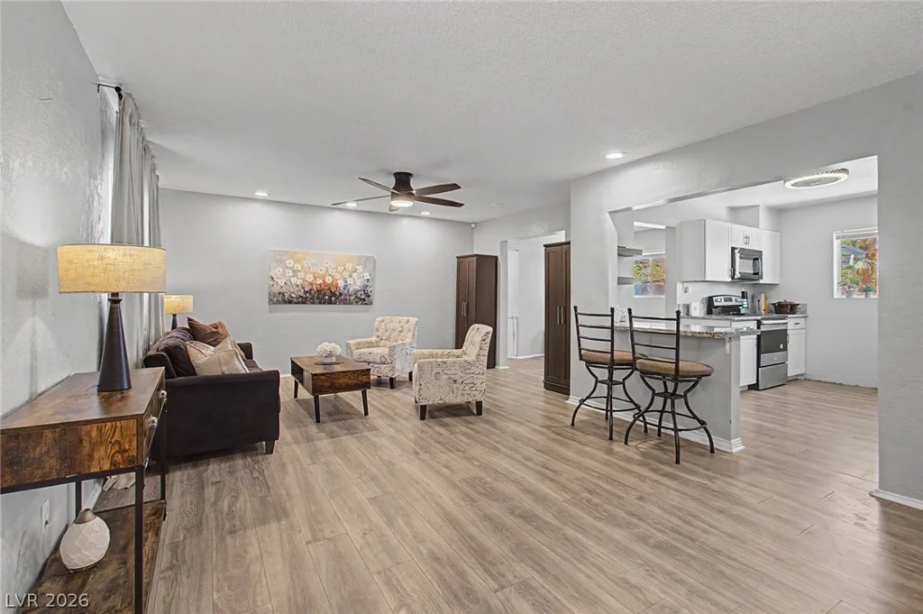 1937 Peyton, Las Vegas, NV 89104