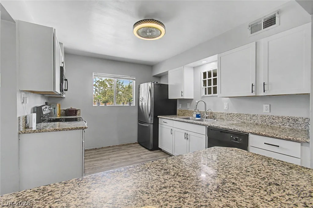 1937 Peyton, Las Vegas, NV 89104
