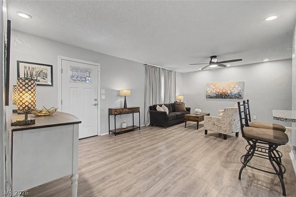 1937 Peyton, Las Vegas, NV 89104