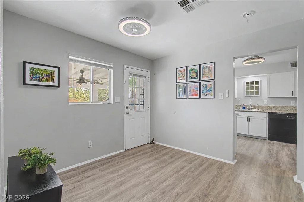 1937 Peyton, Las Vegas, NV 89104