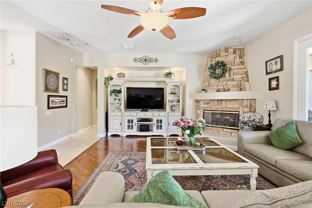 6904 May Basket, Las Vegas, NV 89131