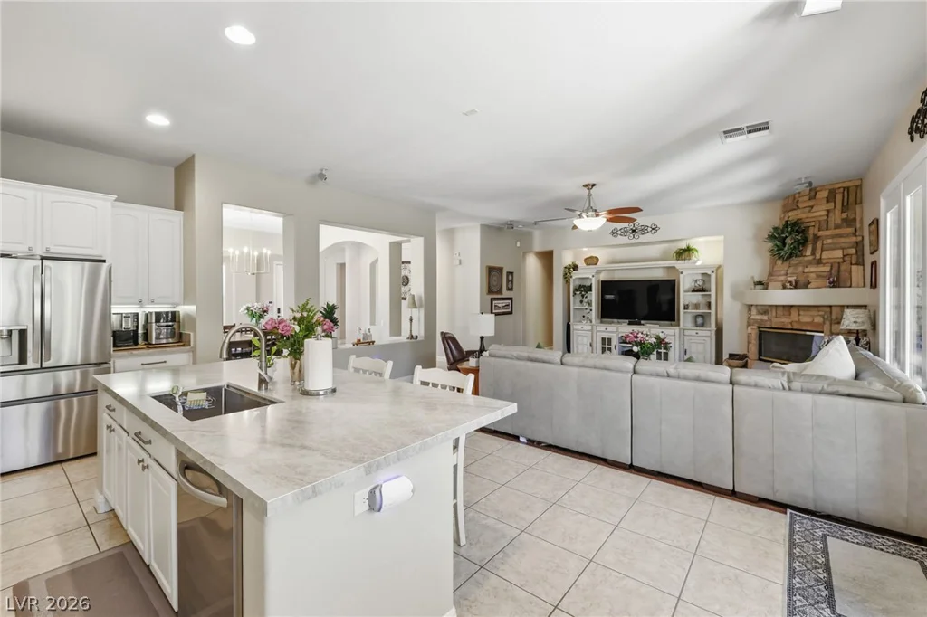 6904 May Basket, Las Vegas, NV 89131