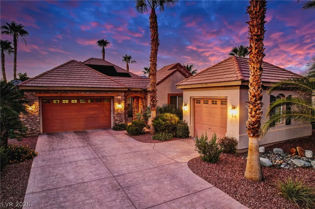 6904 May Basket, Las Vegas, NV 89131