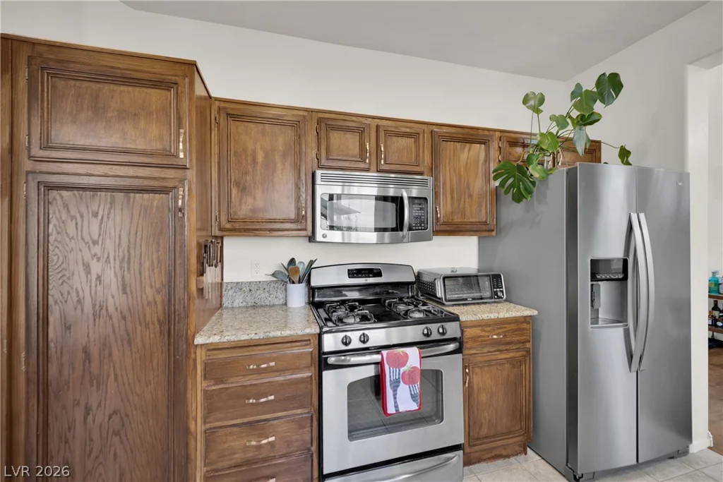1813 Drifters Peak, Las Vegas, NV 89144