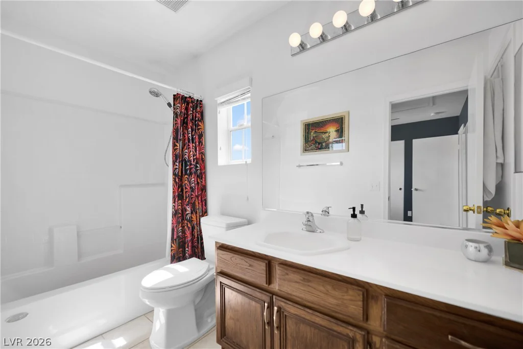 1813 Drifters Peak, Las Vegas, NV 89144