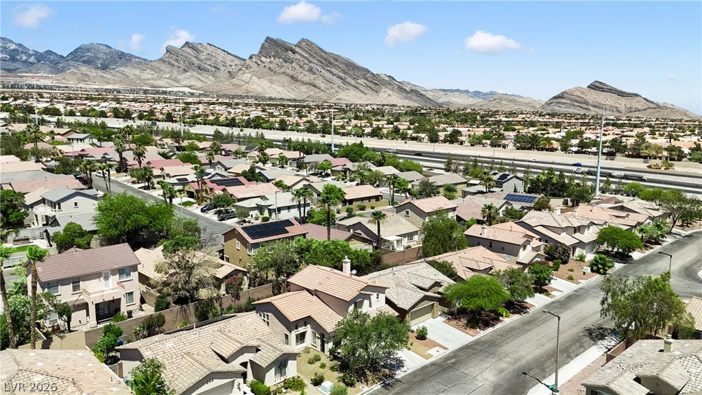 1813 Drifters Peak, Las Vegas, NV 89144