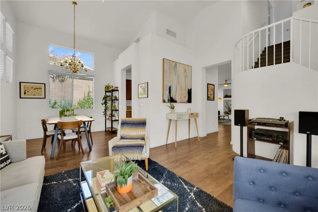 1813 Drifters Peak, Las Vegas, NV 89144
