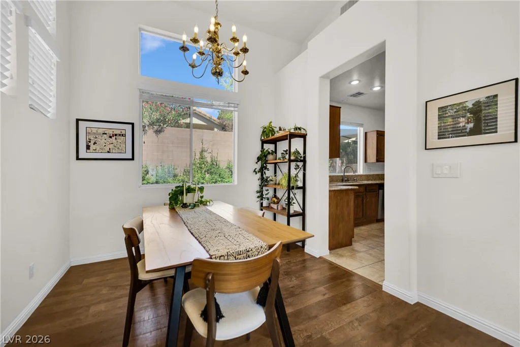 1813 Drifters Peak, Las Vegas, NV 89144