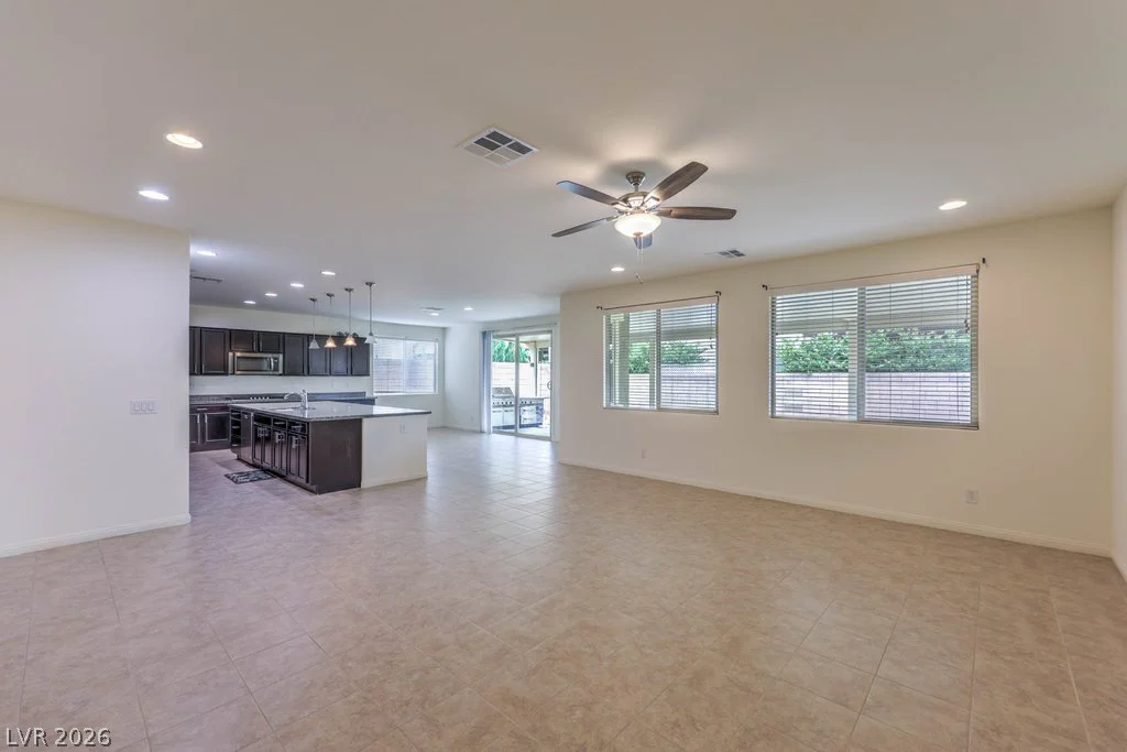 991 Whitworth, Las Vegas, NV 89148