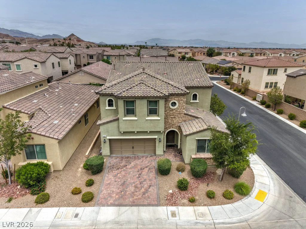 991 Whitworth, Las Vegas, NV 89148